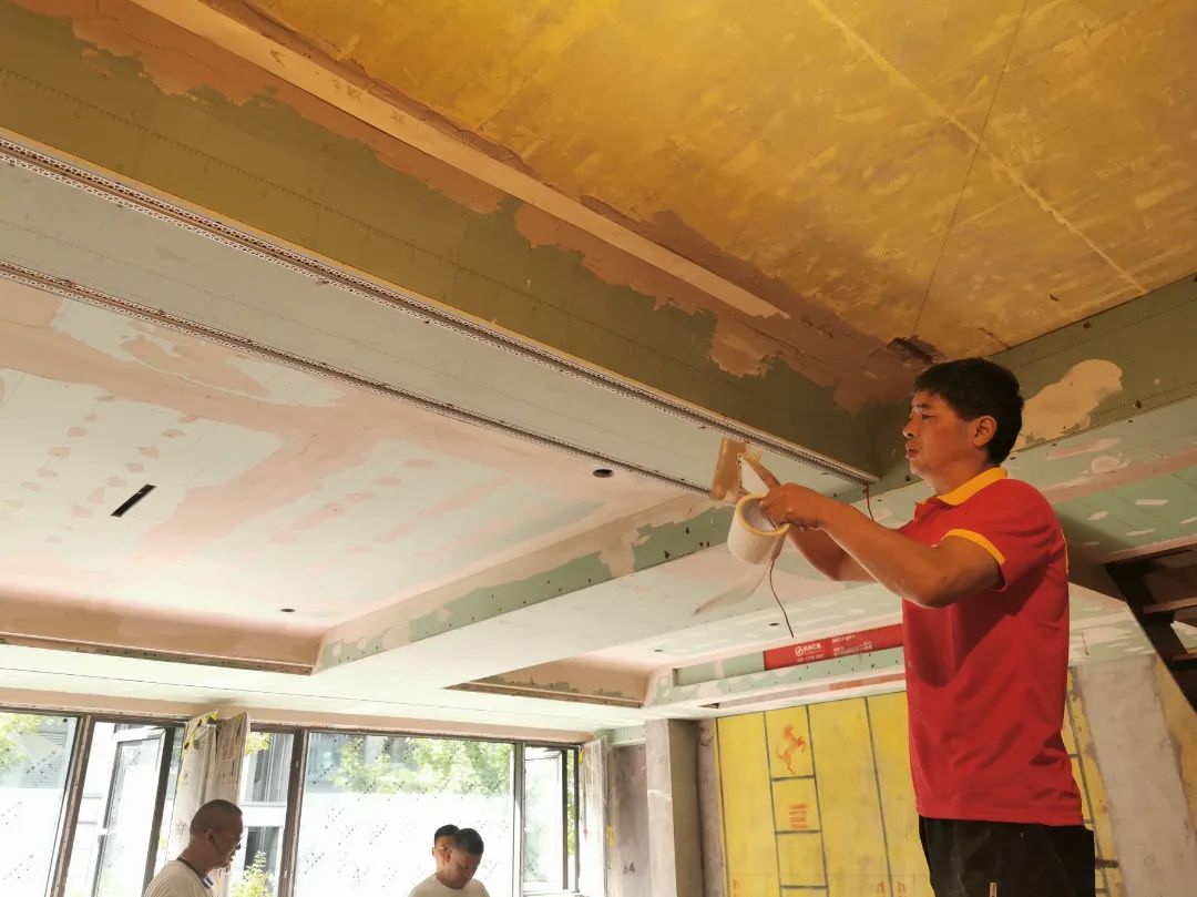 工于匠心，嚴苛檢查丨南鴻常態(tài)化工地巡查帶你親鑒品質(zhì)